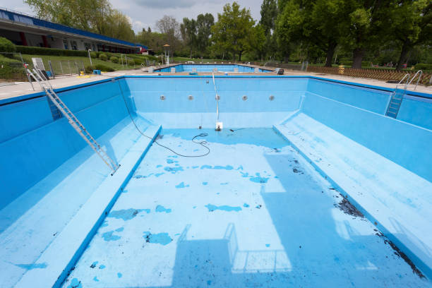 Best Water damage contractors near me  in Highland Heights, KY